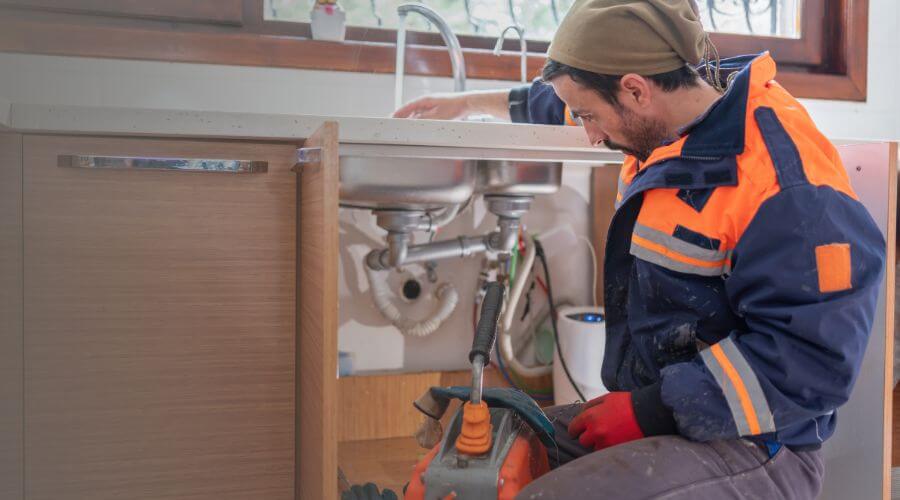 Professional Leak Detection Services in Parkersburg, IL